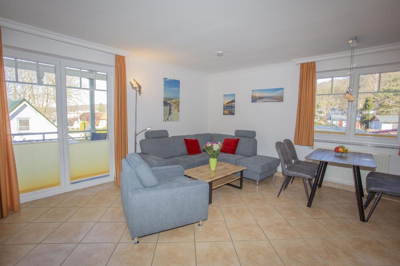 Ferienhaus Zum Suedstrand Sellin  Buitenkant foto